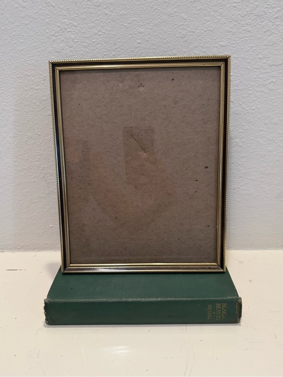 Other - Vintage Gold Tone/Brass 8x10 Picture Frame with Brown Accent Detail w/ Easel